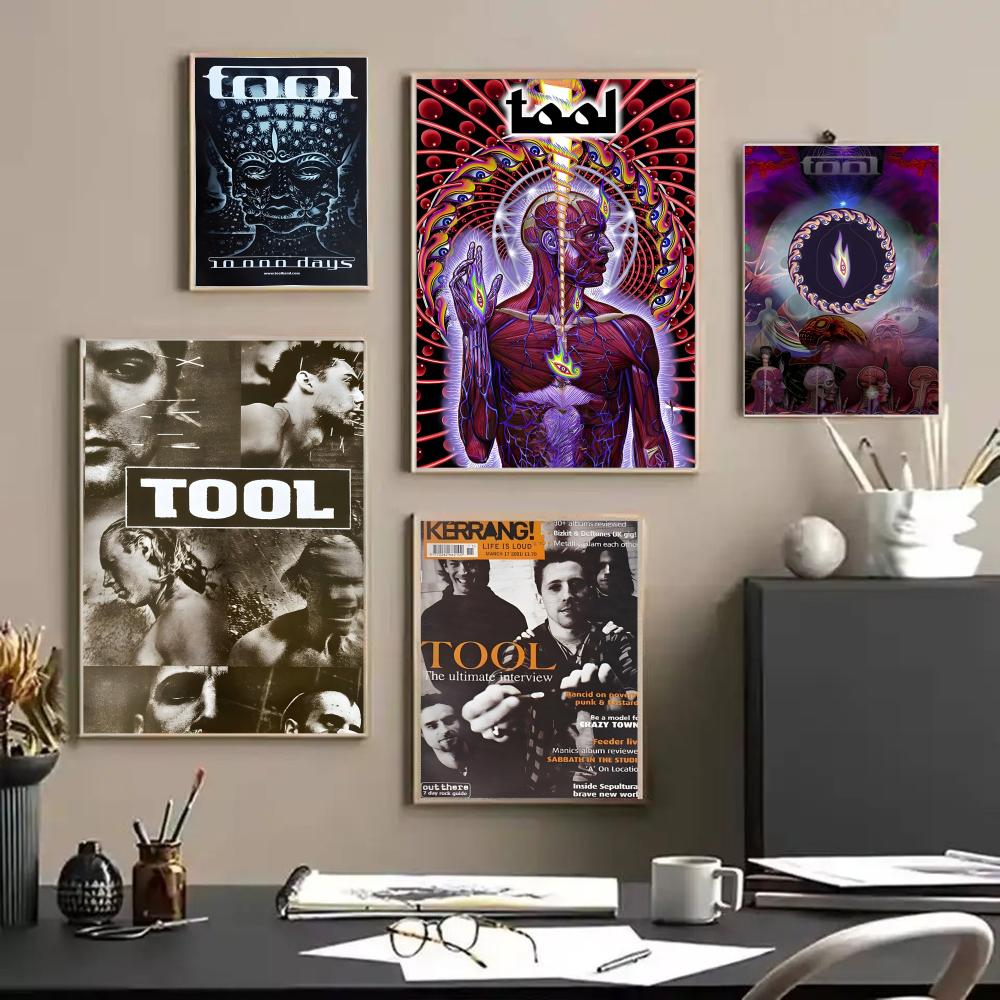 Classic Band T-Tool Painting C - Interior Design Poster recension och pris