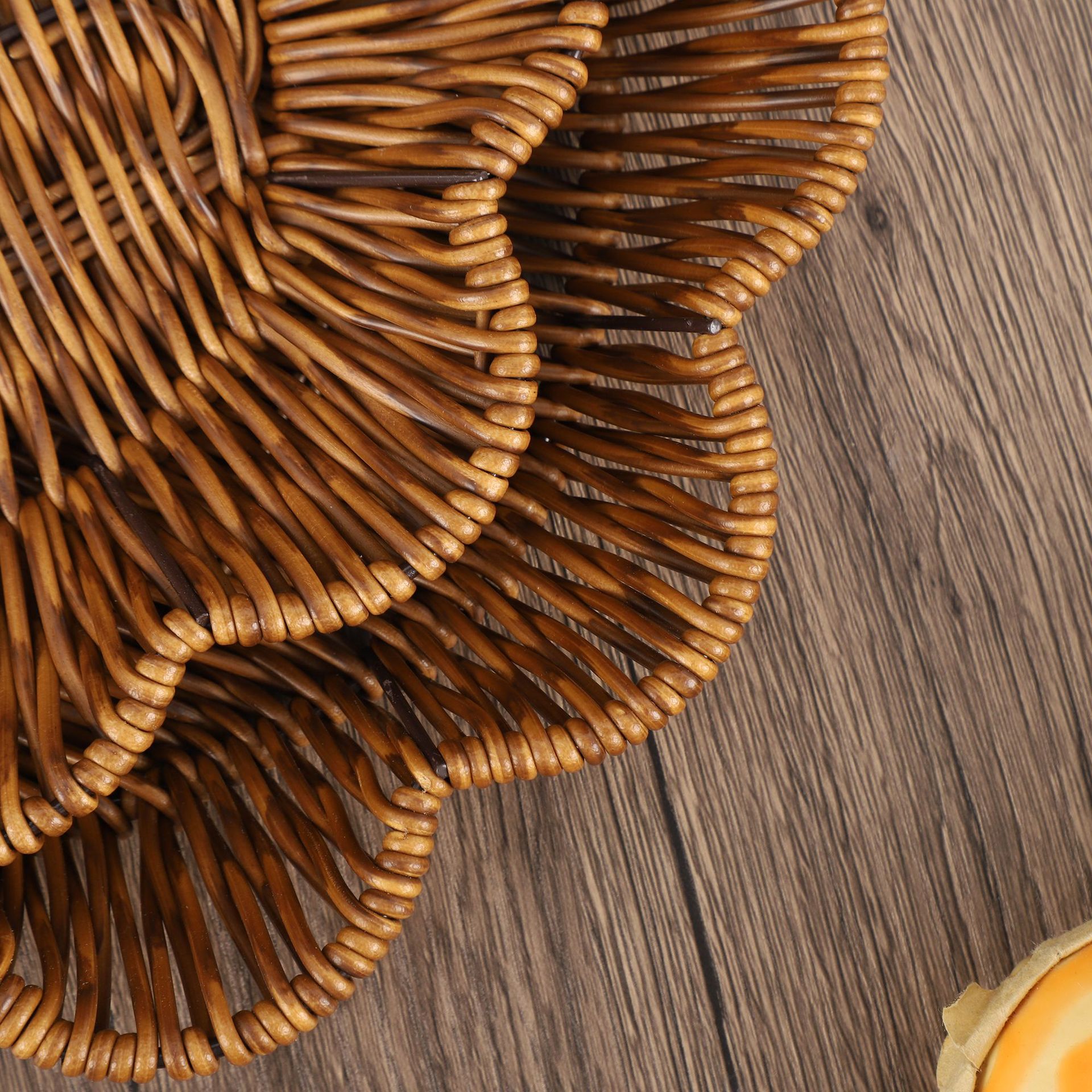 Handwoven Rattan Style Storage - Rattan Tray Handle recension och pris